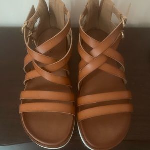 NWOT Brown torrid gladiator sandals